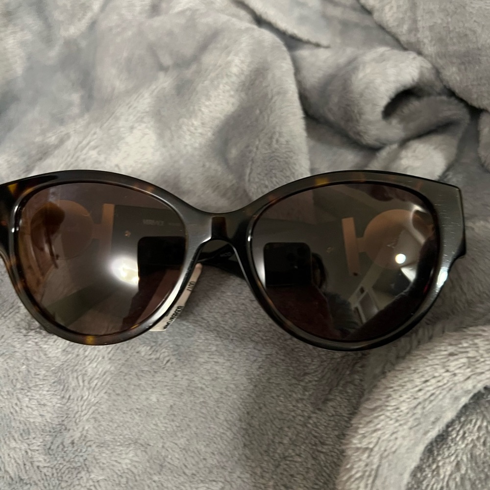 VERSACE Sunglasses - Picture 5 of 10